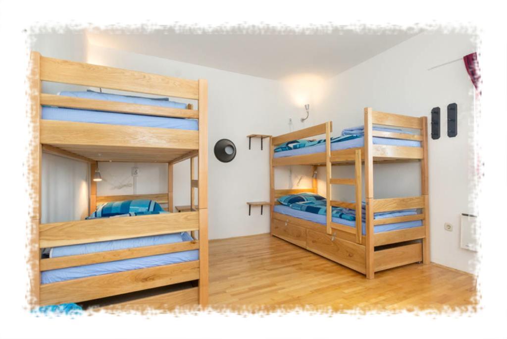 Hostel Oktarin คาชเตลา ห้อง รูปภาพ